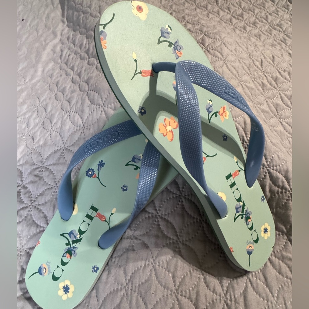 COACH Floral Flip Flops Sz 9